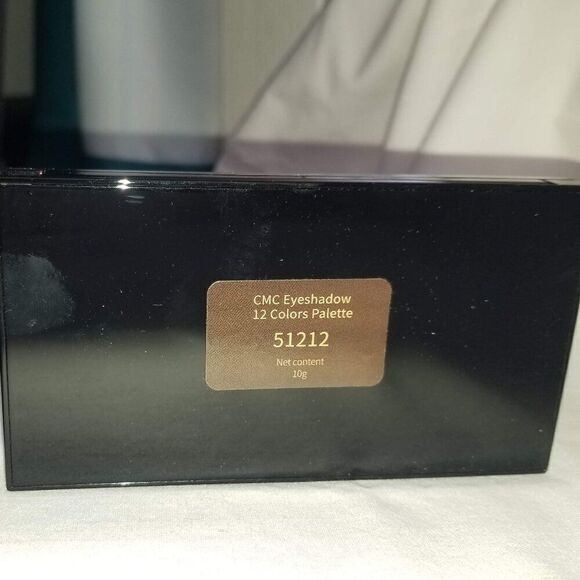 Charmacy Milano - CMC Eyeshadow 12 Color Palette - Picture 10 of 11